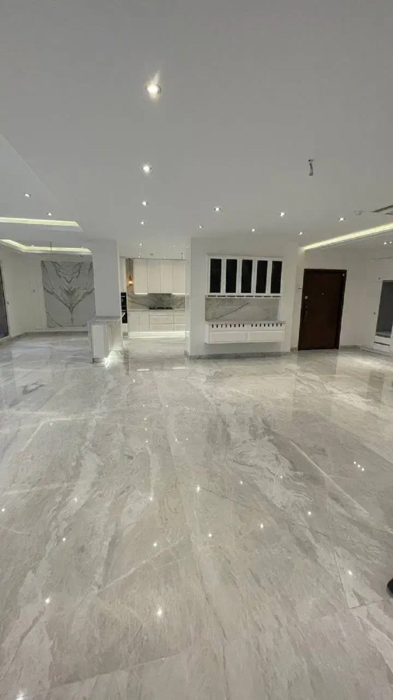 آپارتمان 210 متری چهارخوابه در شهرک غرب تهران14174132914