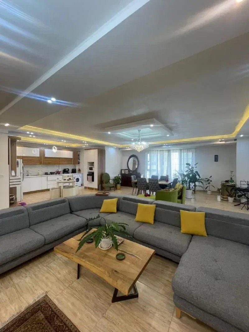 آپارتمان 180 متری سه خوابه در گلسار رشت14177632958