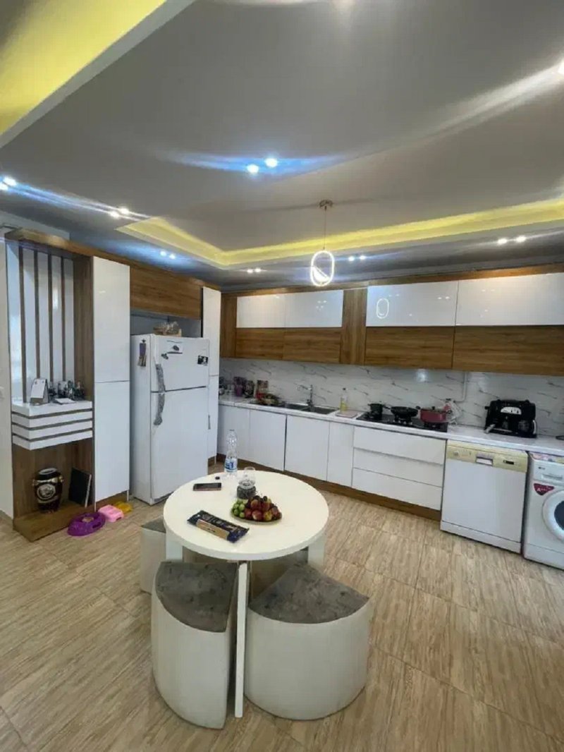 آپارتمان 180 متری سه خوابه در گلسار رشت14177632959