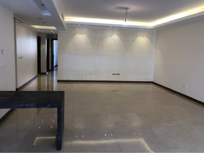 آپارتمان 130 متری سه خوابه در شهرک غرب تهران14181532990