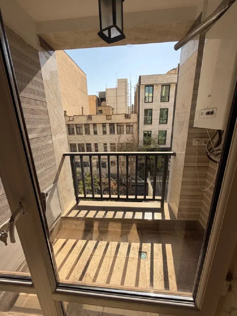 آپارتمان 73 متری دو خوابه در جنت آباد جنوبی تهران14184333045