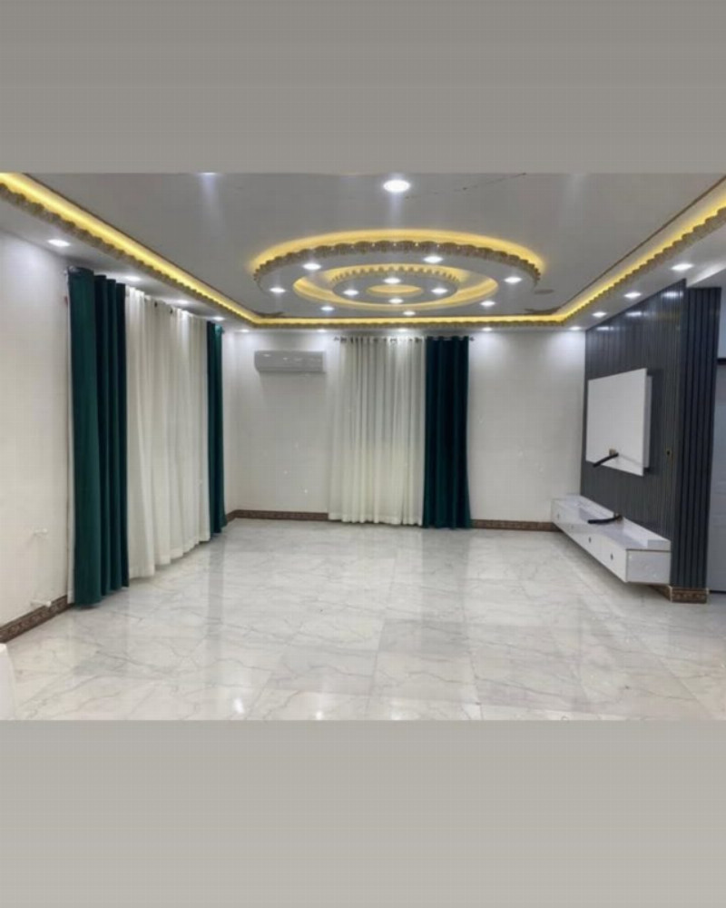 ویلا 300 متری سه خوابه در زیباکنار