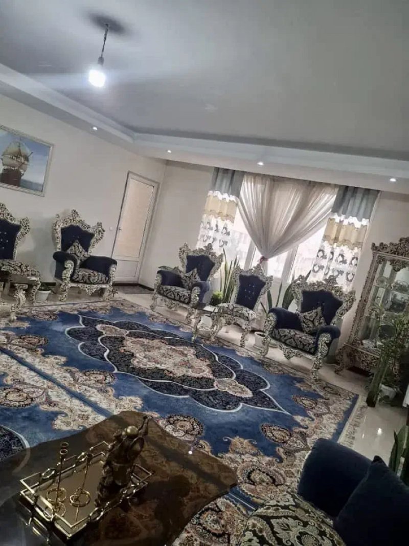 آپارتمان 157 متری سه خوابه در گلشهر کرج14216833693
