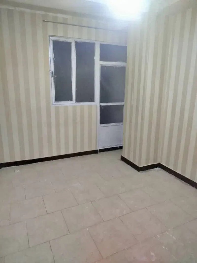آپارتمان 107 متری دو خوابه در گلشهر کرج14216933696