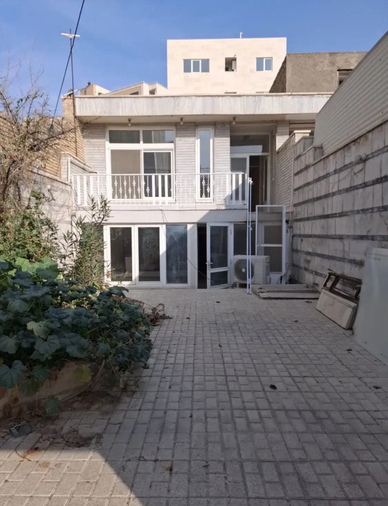 آپارتمان 240 متری سه خوابه در بلوار قاضی طباطبائی مشهد