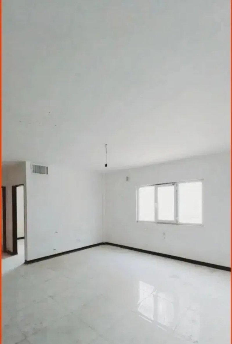 آپارتمان 82 متری دو خوابه در فاز 6 پرند14219833758