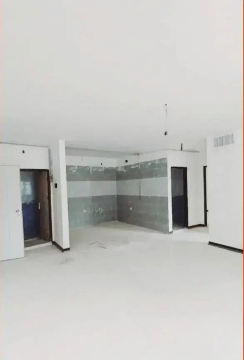 آپارتمان 82 متری دو خوابه در فاز 6 پرند14219833759