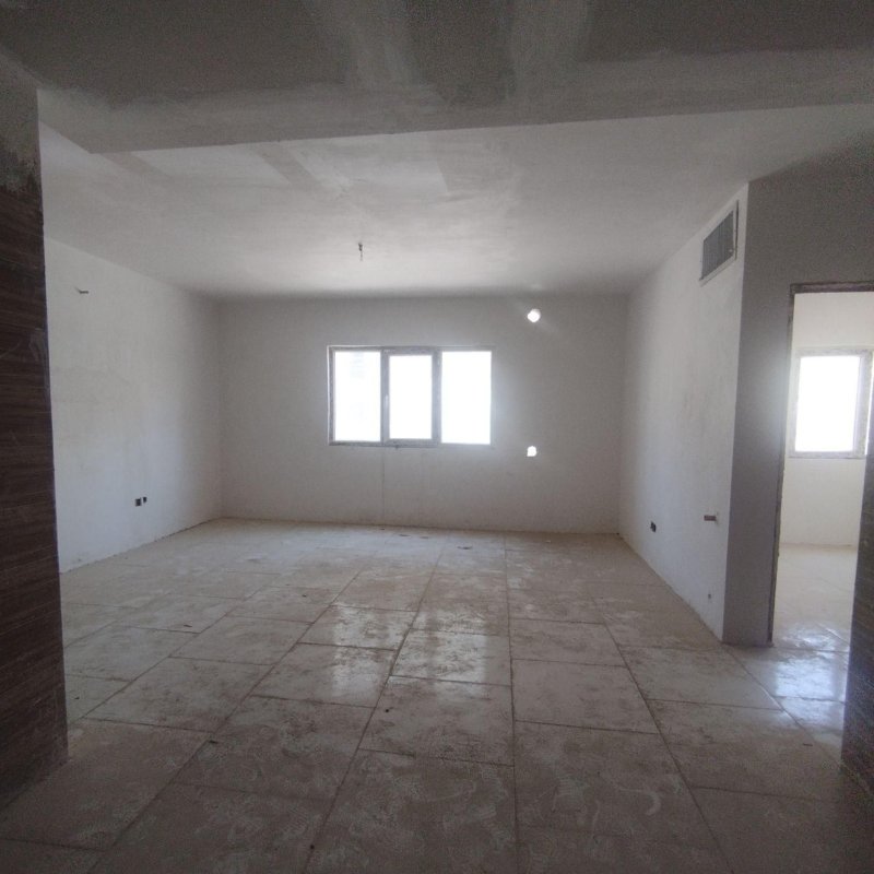 آپارتمان 84 متری دو خوابه در فاز 6 پرند14226933854