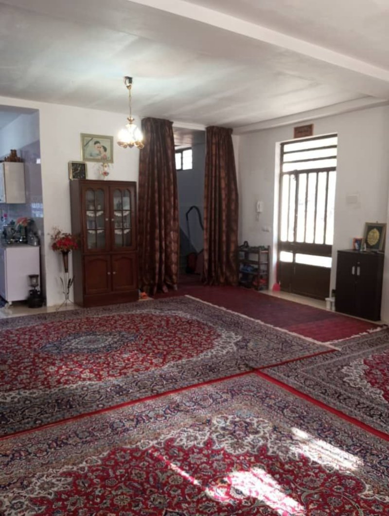 ویلا 450 متری در نویز طالقان