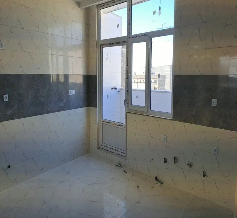 آپارتمان 172 متری سه خوابه در آق تپه کرج
