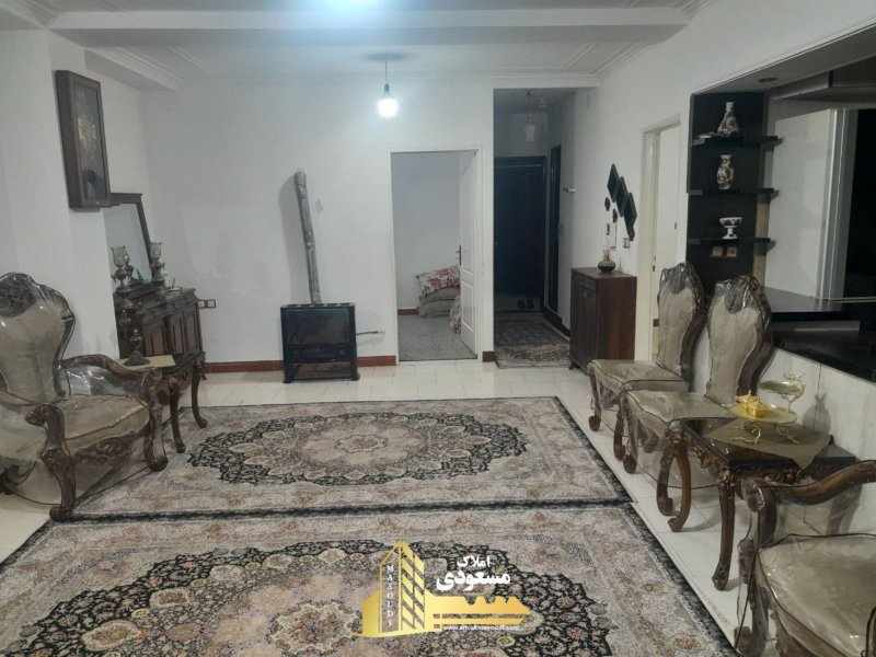 آپارتمان 80 متری دو خوابه در امیریه شهریار