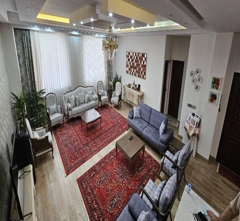 آپارتمان 160 متری سه خوابه در مهرشهر کرج