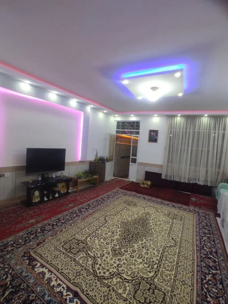 خانه 105 متری یک خوابه در کشمیری مشهد14281434669