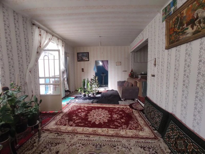 خانه 110 متری یک خوابه در کشمیری مشهد