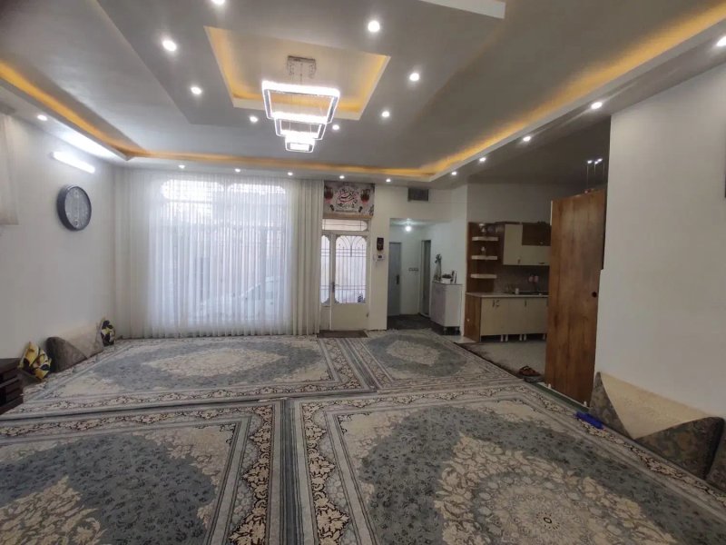خانه 125 متری دو خوابه در کشمیری مشهد