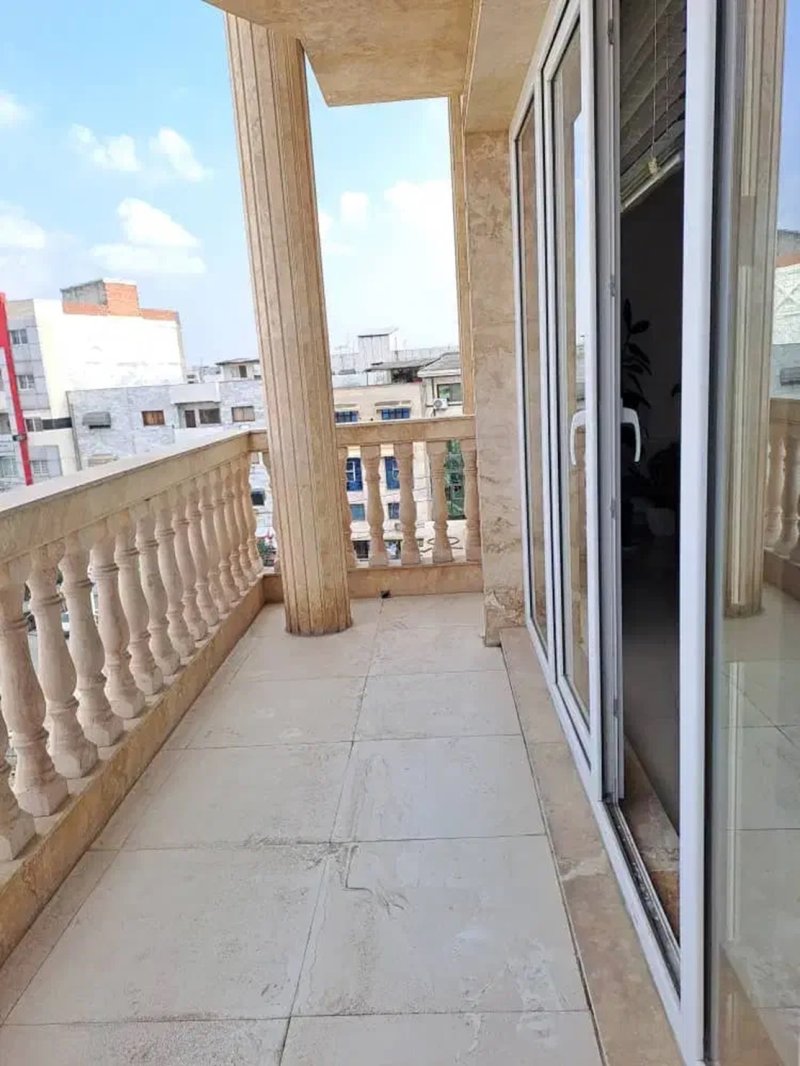 آپارتمان 160 متری سه خوابه در خیابان جویبار قائم شهر14330735437
