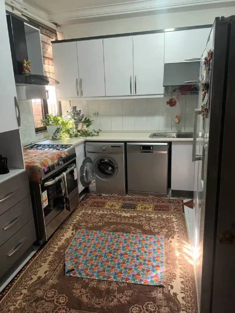 آپارتمان 90 متری دو خوابه در مهمانسرا قائم شهر14337235582
