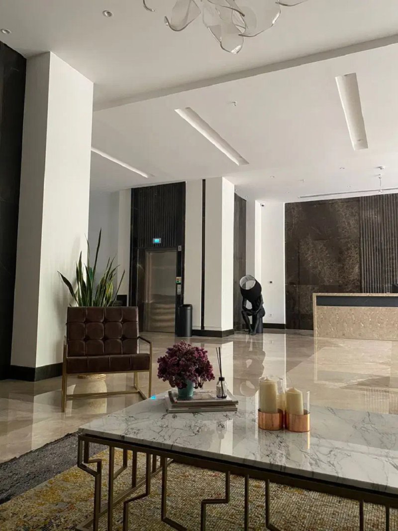 آپارتمان 300 متری چهارخوابه در سعادت آباد تهران14370036151