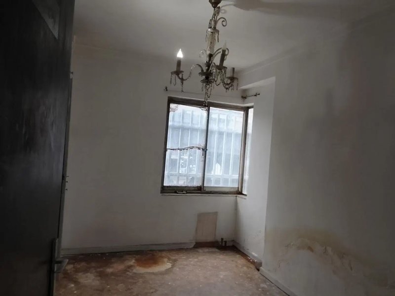 آپارتمان 107 متری دو خوابه در بلوار نامجو رشت14393136549
