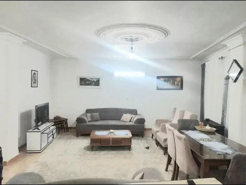 آپارتمان 85 متری دو خوابه در گلباغ نماز رشت14403936621