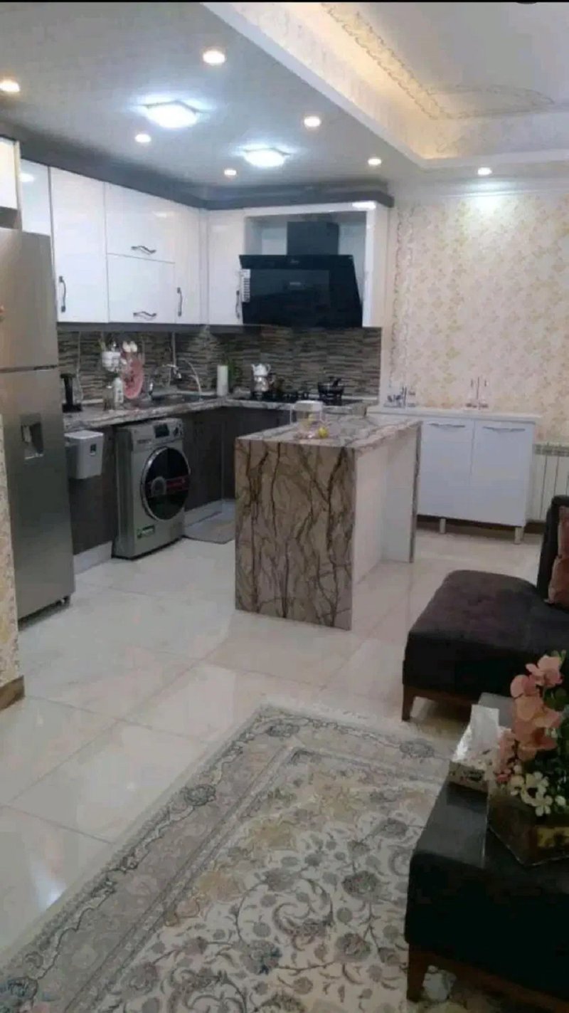 آپارتمان 85 متری دو خوابه در گلباغ نماز رشت14404236627
