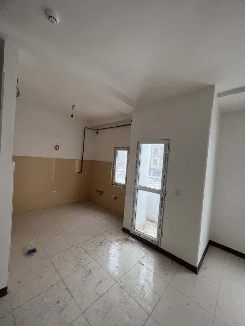 آپارتمان 83 متری دو خوابه در رشت14415236734