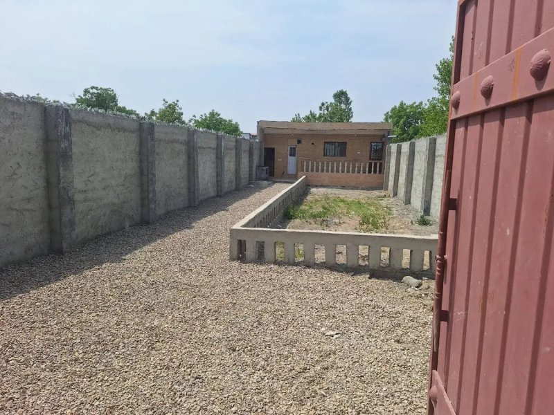 خانه 240 متری یک خوابه در بلوار کشاورز ساری