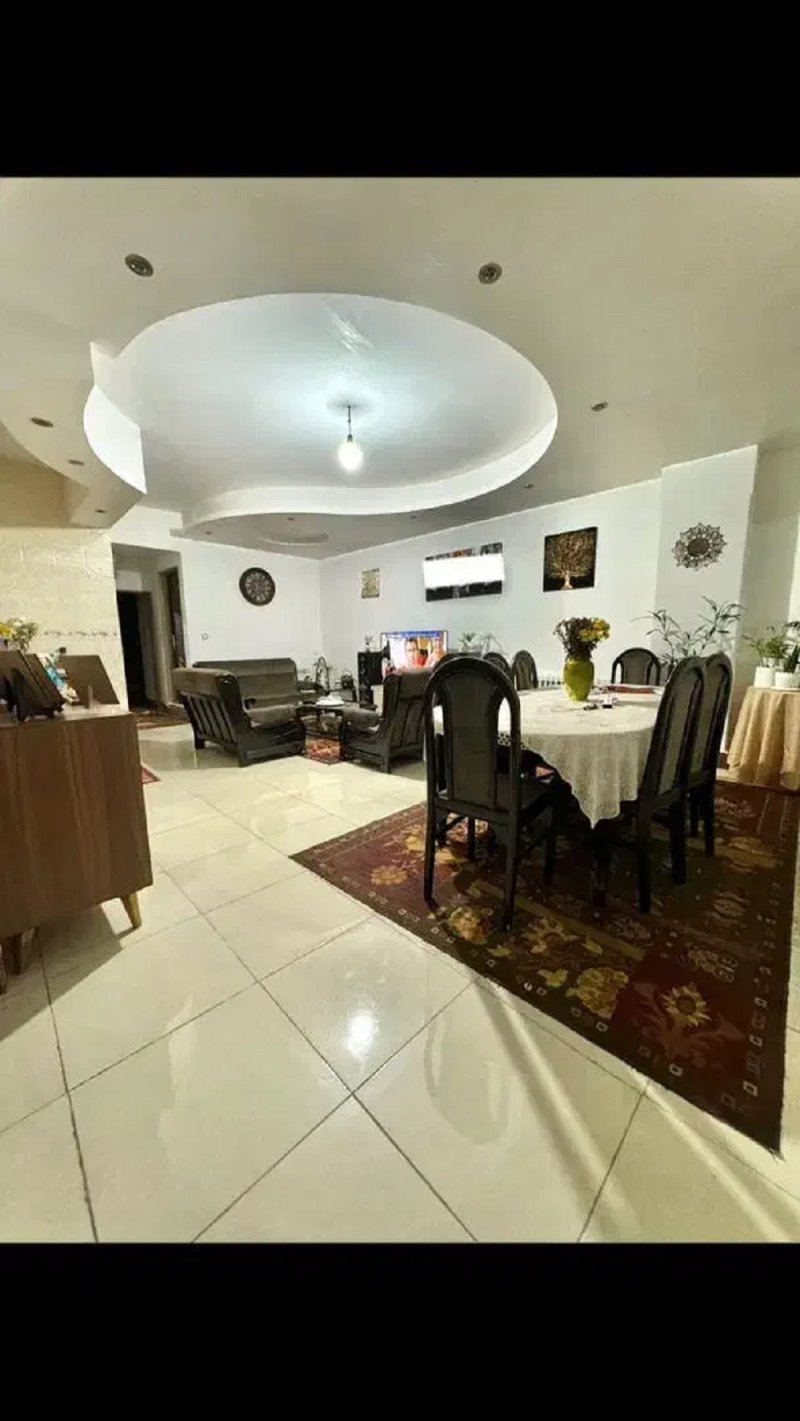 آپارتمان 110 متری دو خوابه در میدان خزر ساری14440536942