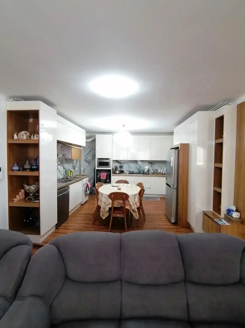 آپارتمان 160 متری سه خوابه در ساری14445637083