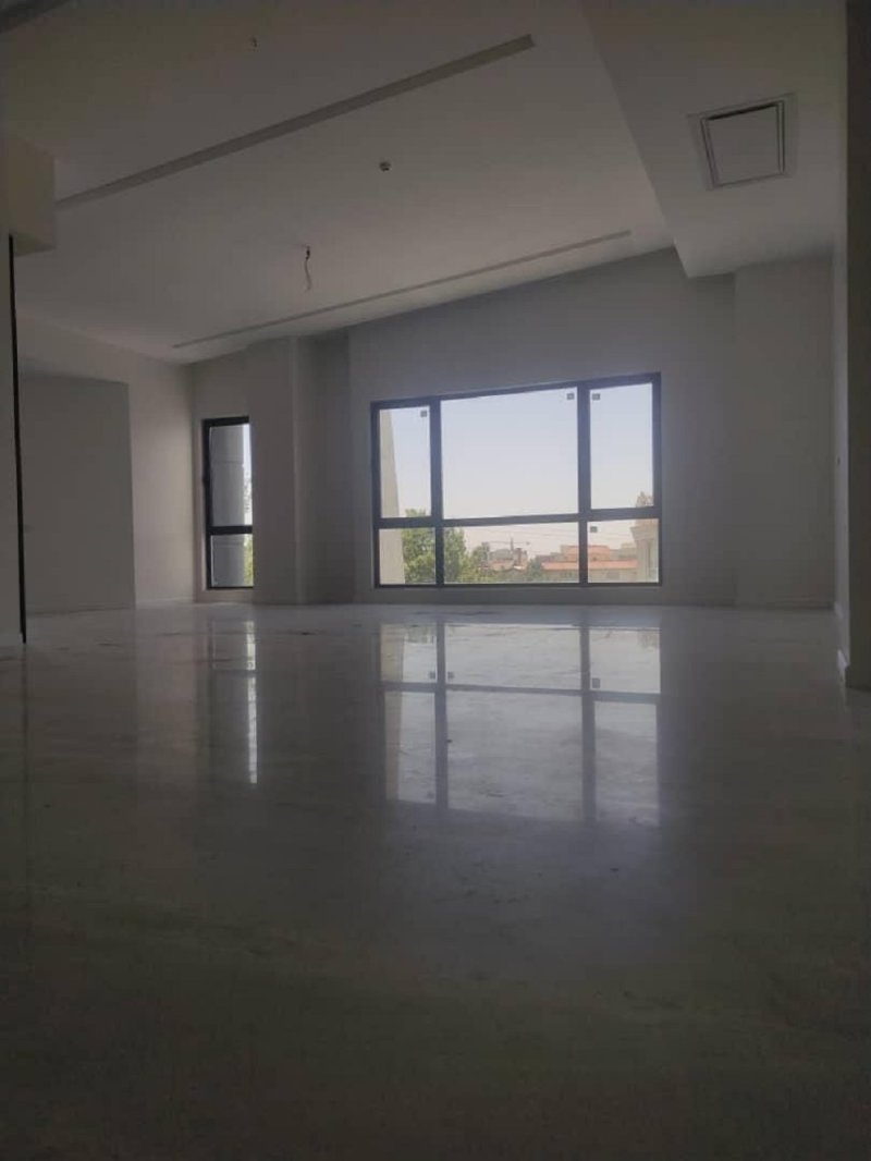 آپارتمان 300 متری چهارخوابه در مهرشهر کرج