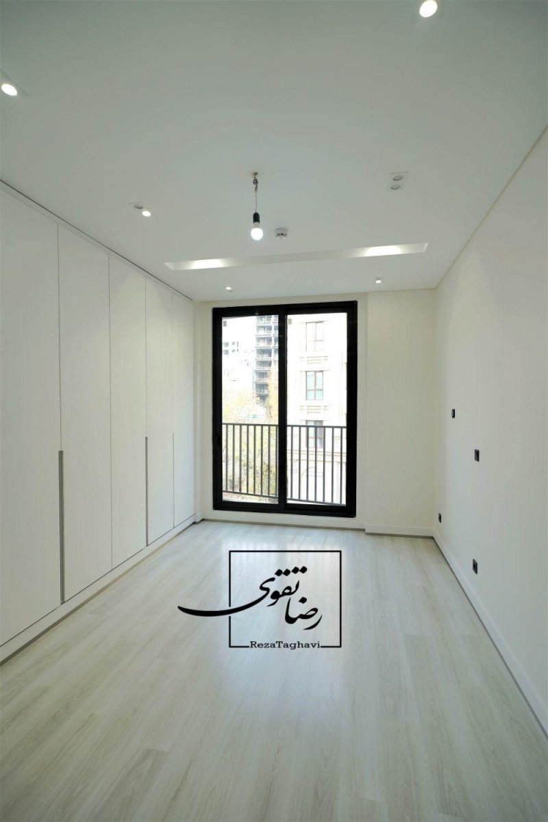 آپارتمان 230 متری سه خوابه در سعادت آباد تهران14476937363