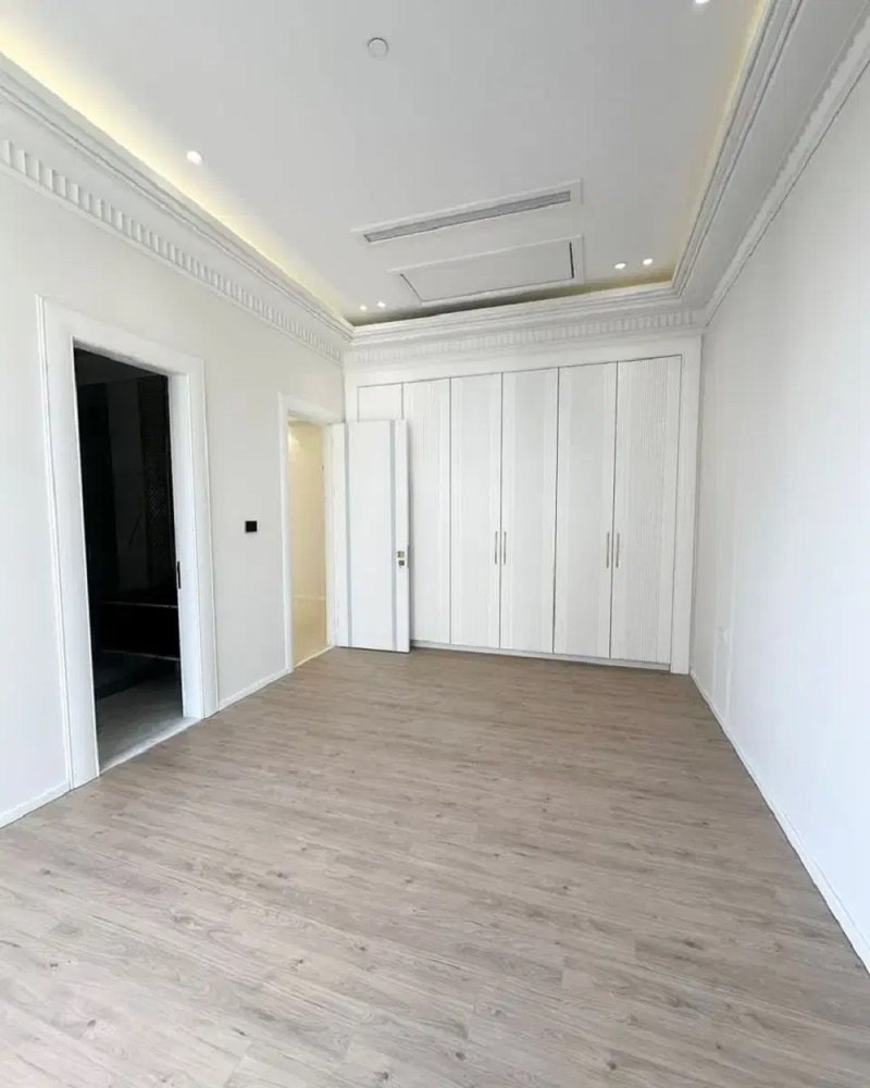 آپارتمان 270 متری سه خوابه در سعادت آباد تهران14478237384
