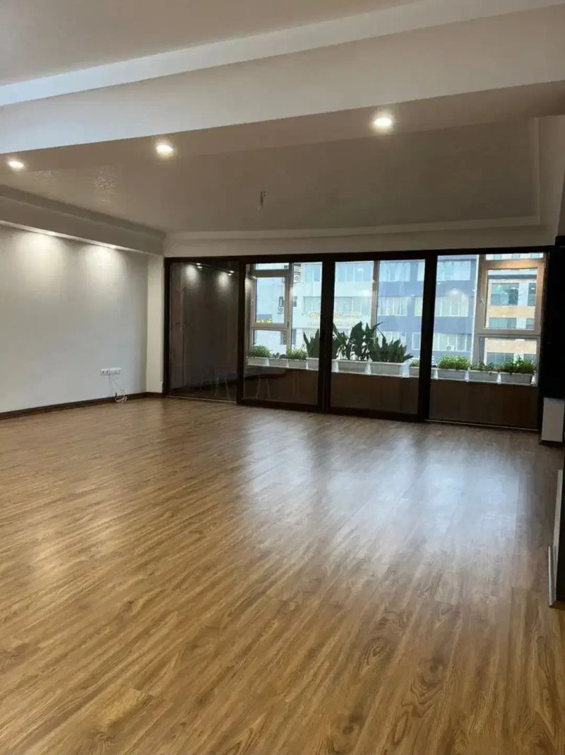 آپارتمان 175 متری سه خوابه در فاز 2 گوهردشت
