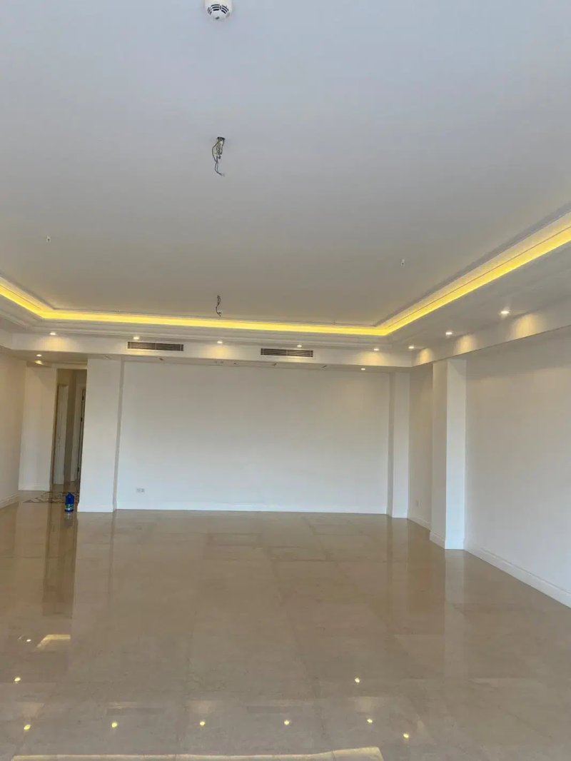 آپارتمان 330 متری چهارخوابه در سعادت آباد تهران14482937429