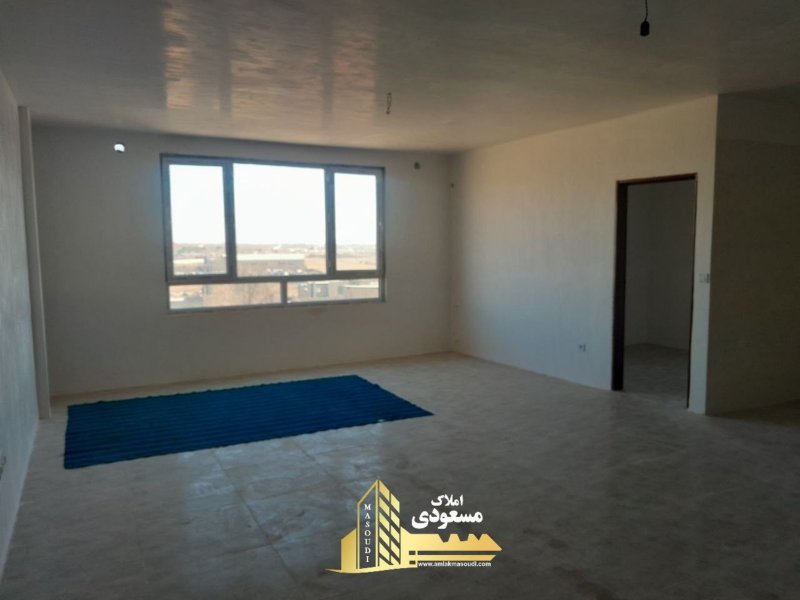 آپارتمان 94 متری دو خوابه در خیابان ولیعصر شهریار14484237446