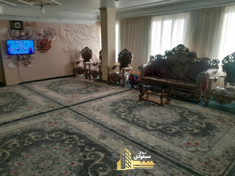 آپارتمان 135 متری دو خوابه در خیابان ولیعصر شهریار14494537557