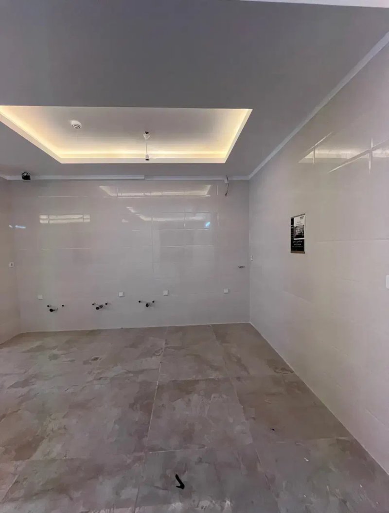 آپارتمان 151 متری سه خوابه در انسجام قم14508037683