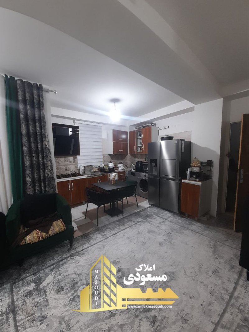 آپارتمان 64 متری یک خوابه در میدان امام خمینی شهریار14513737743
