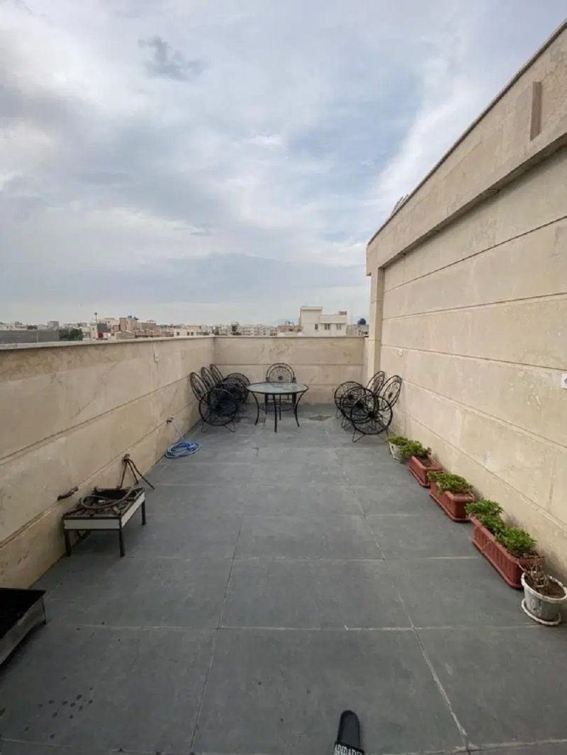 آپارتمان 168 متری دو خوابه در بلوار زرافشان اسلام شهر14539838109