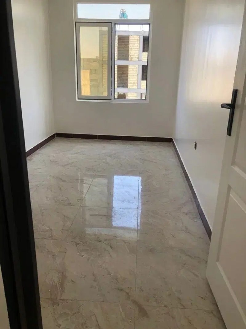اداری 70 متری دو خوابه در وائین شهریار14540338130