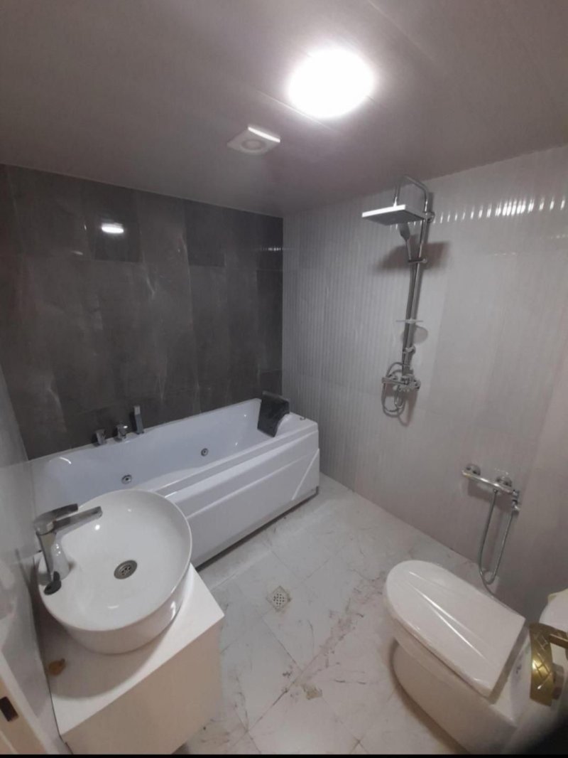 آپارتمان 150 متری سه خوابه در نیکرام رشت14541038163