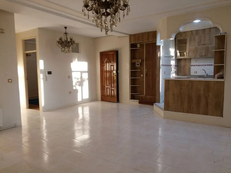 آپارتمان 83 متری دو خوابه در باغستان کرج14544938320