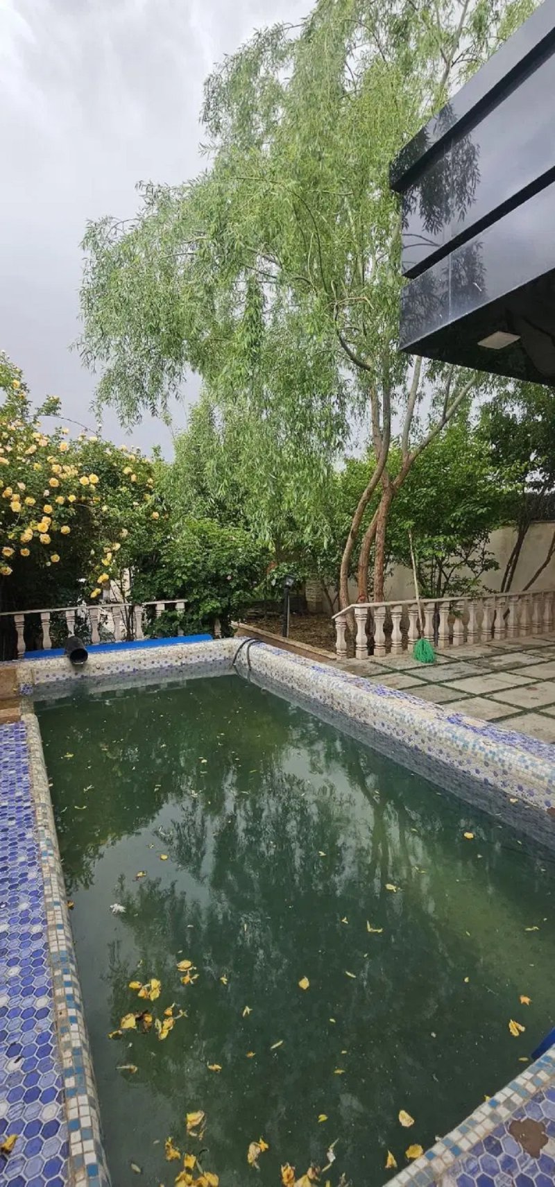 ویلا 250 متری یک خوابه در تهراندشت کرج14547138395