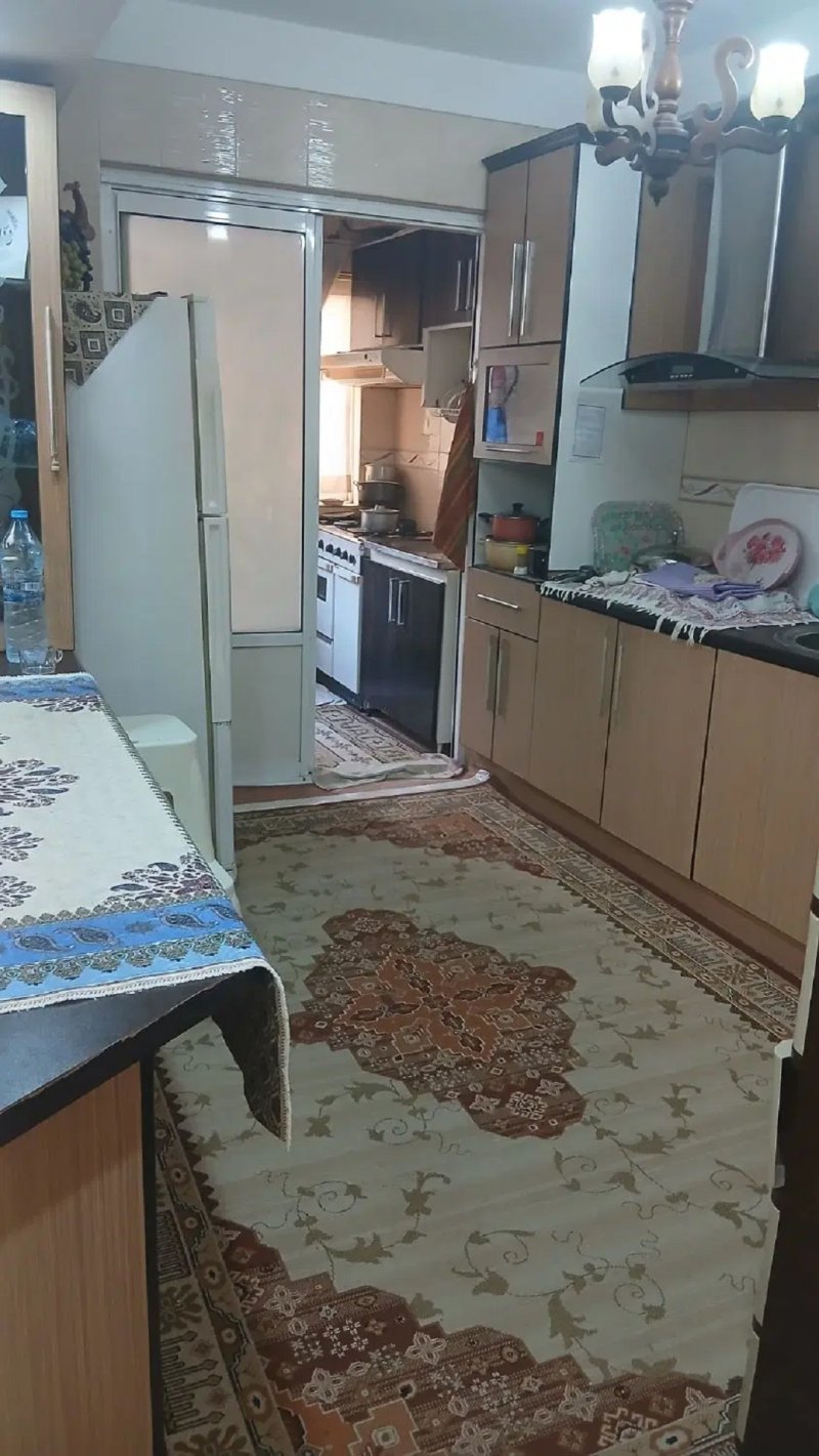 آپارتمان 115 متری دو خوابه در میدان خزر ساری14549138458