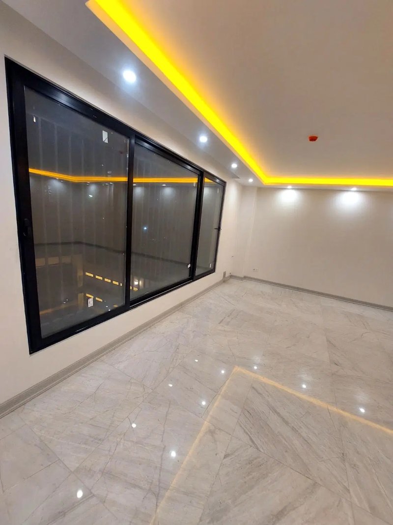 آپارتمان 106 متری دو خوابه در پونک تهران14551438495