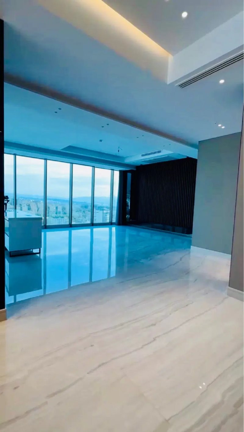 آپارتمان 352 متری چهارخوابه در سعادت آباد تهران14551838513