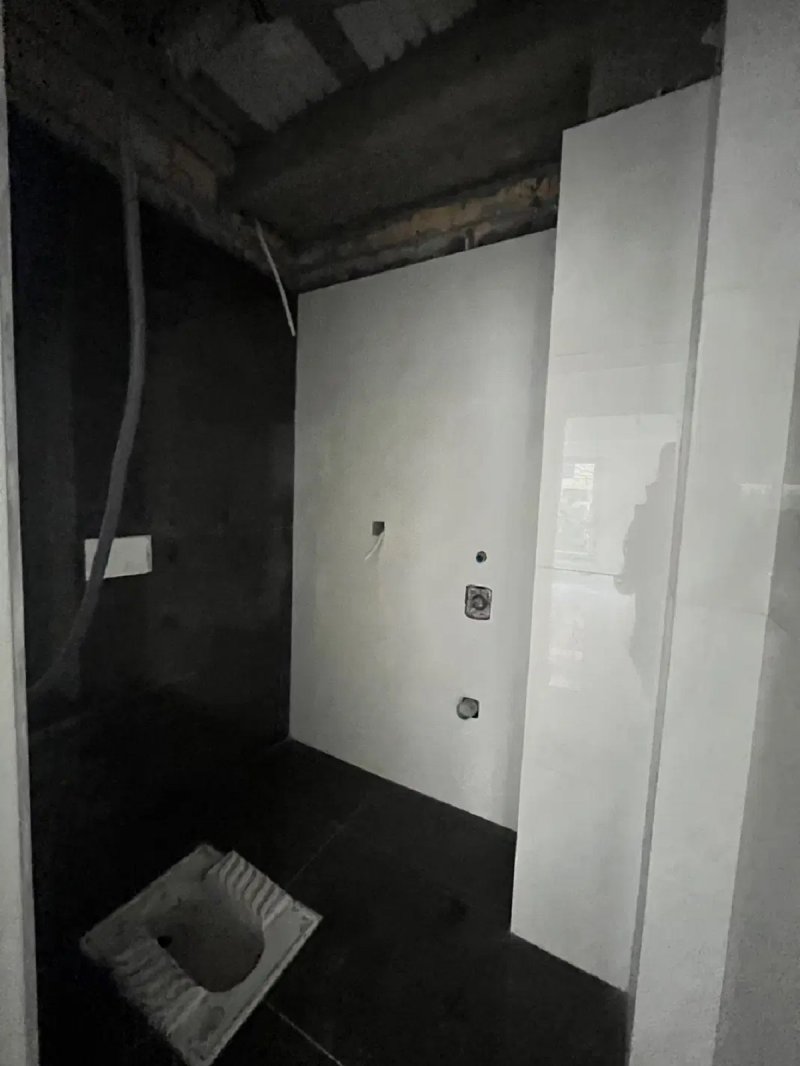 آپارتمان 166 متری سه خوابه در معلم رشت14559538685
