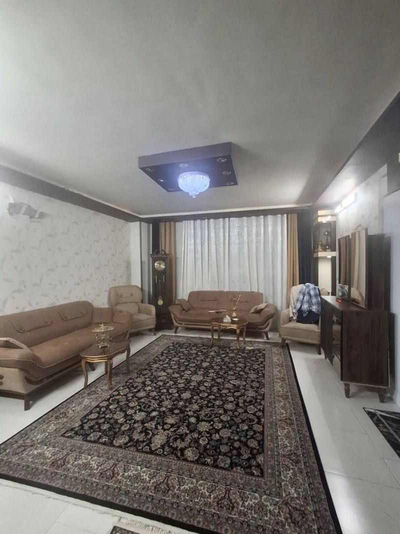 آپارتمان 85 متری دو خوابه در بلوار امیریه مشهد