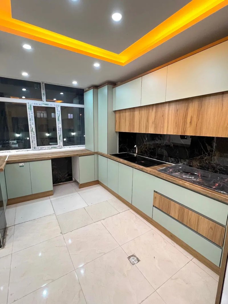 آپارتمان 104 متری دو خوابه در فاز 6 پرند14569538895