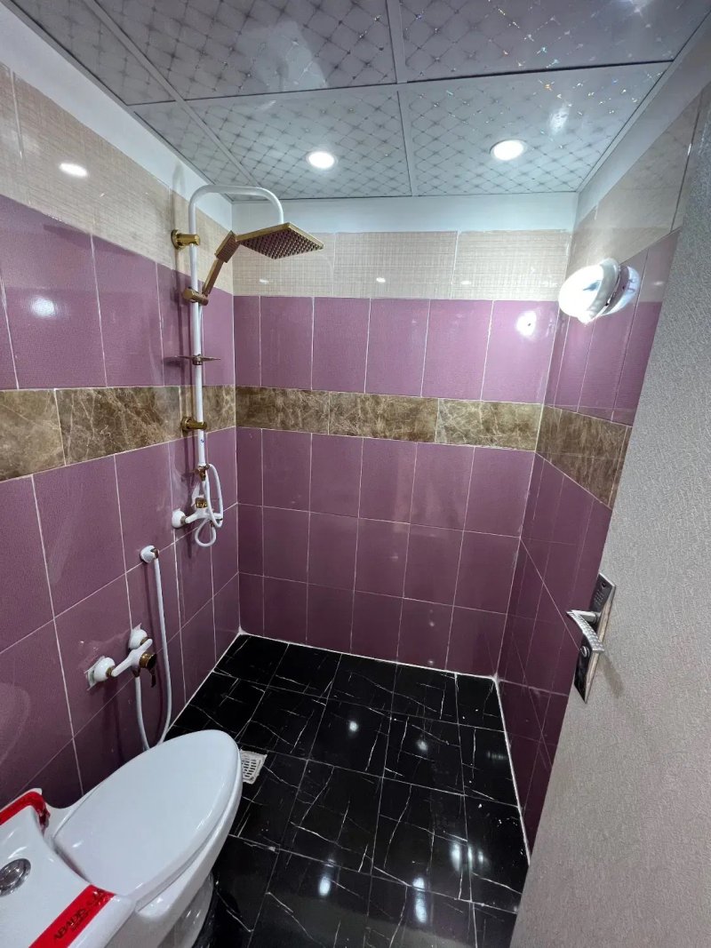 آپارتمان 104 متری دو خوابه در فاز 6 پرند14569538898